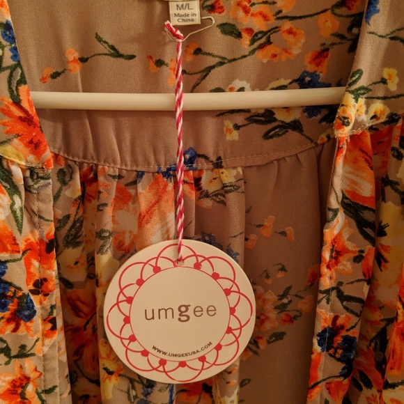 Umgee Top - Picture 2 of 4